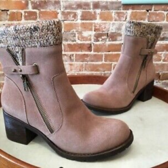 PureSole Tan Brown Cream Suede Sweater DORY Ankle Boot Sz 8 NWOT - Picture 11 of 17